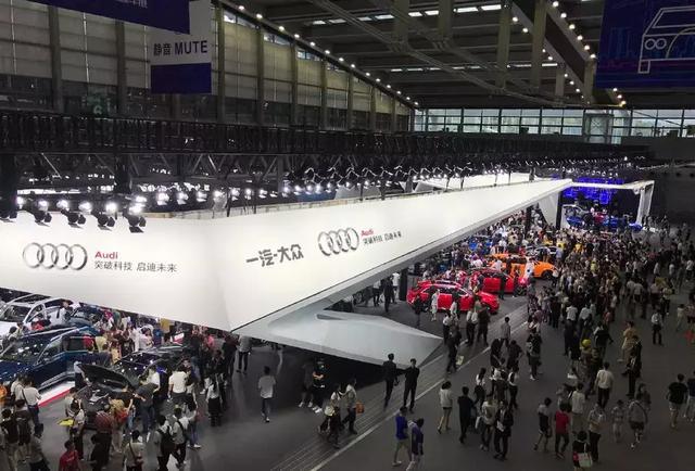 深港澳车展盘点:奔驰第6年包馆,自主品牌难寻